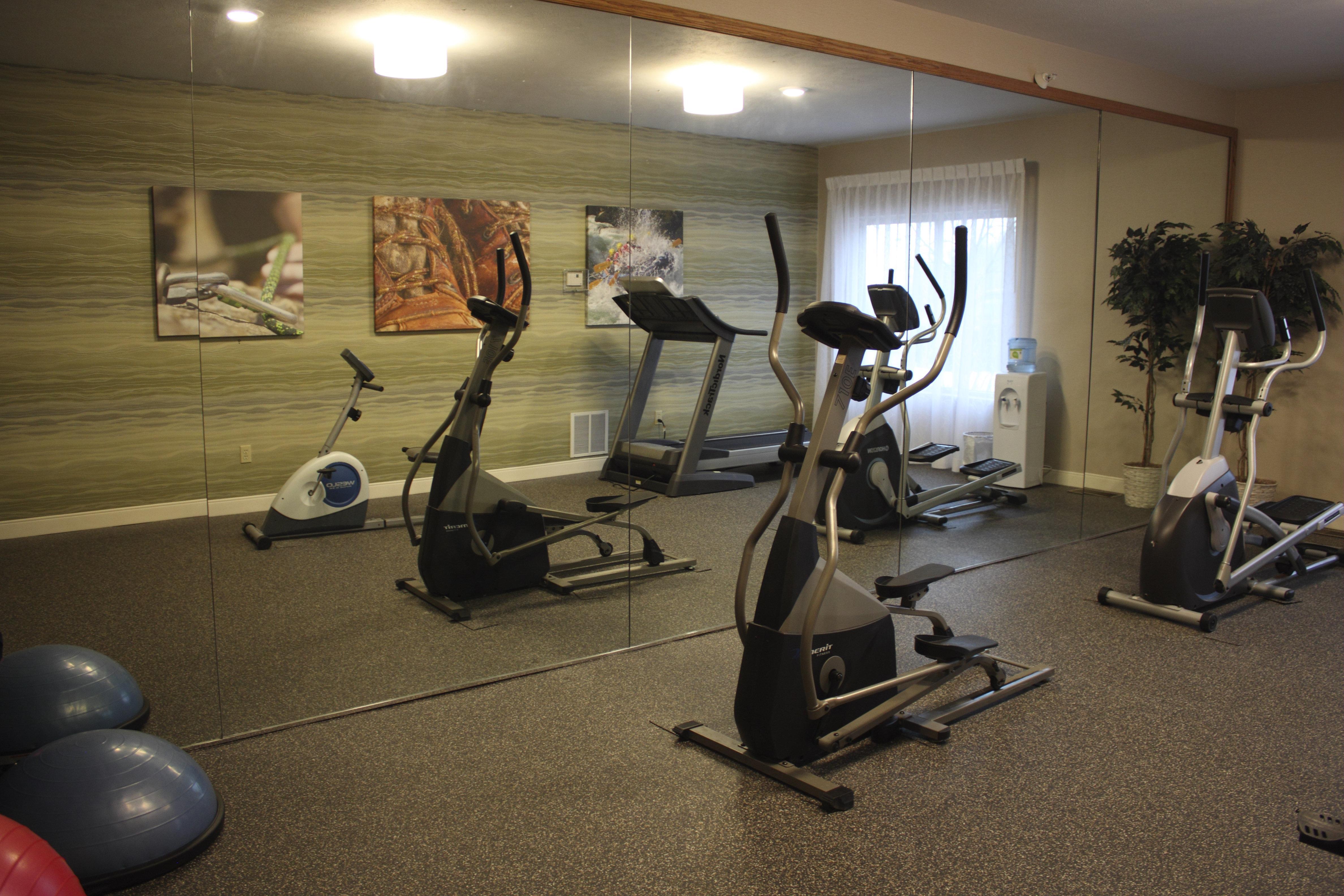 Holiday Inn Express Munising-Lakeview, An Ihg Hotel מראה חיצוני תמונה