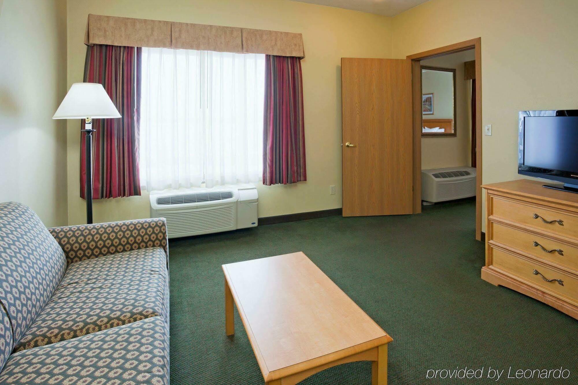 Holiday Inn Express Munising-Lakeview, An Ihg Hotel חדר תמונה