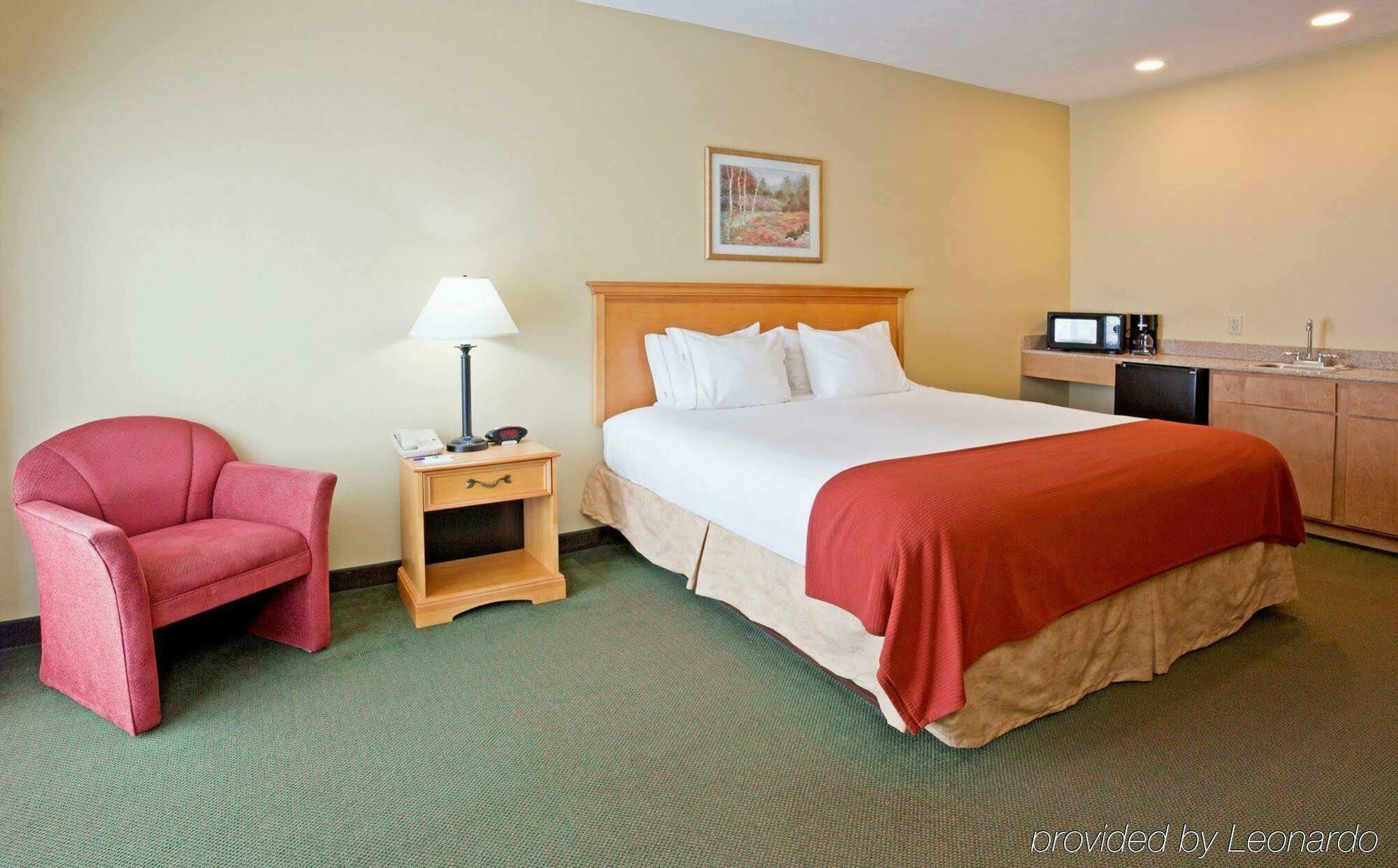 Holiday Inn Express Munising-Lakeview, An Ihg Hotel חדר תמונה